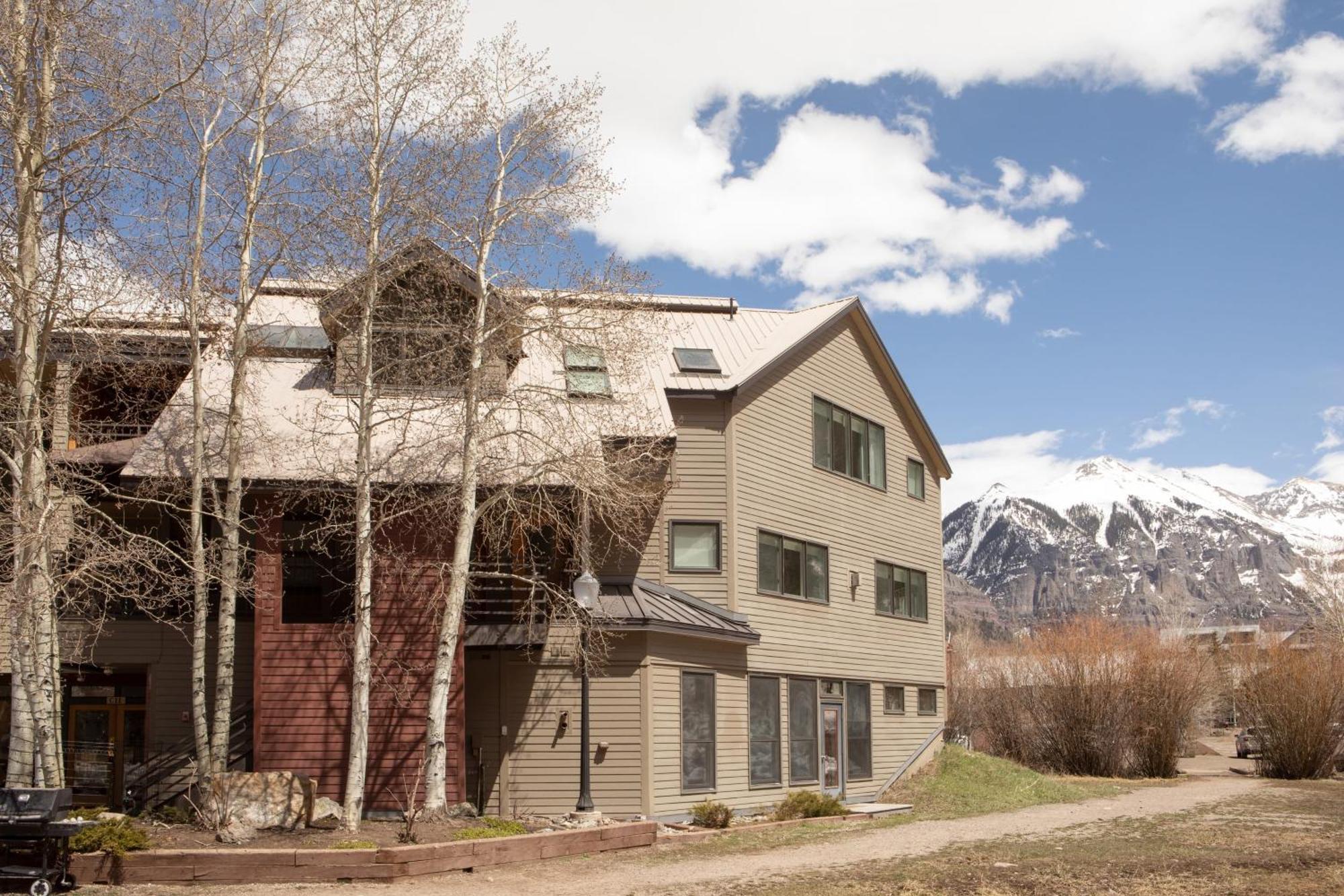 Cimarron Lodge 7 By Avantstay Ski-Inski-Out Property In Complex W Two Hot Tubs Telluride Exterior photo